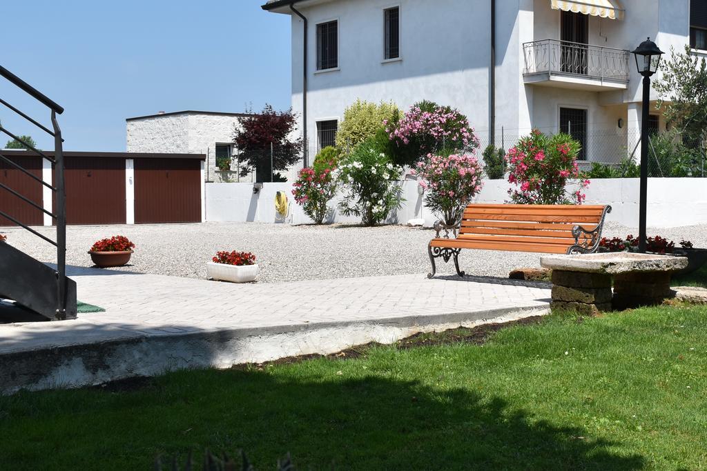 Casacobelli Villa Monzambano Exterior photo